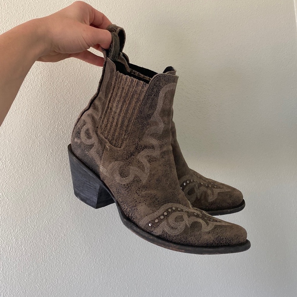 Old Gringo studded ankle cowboy boot